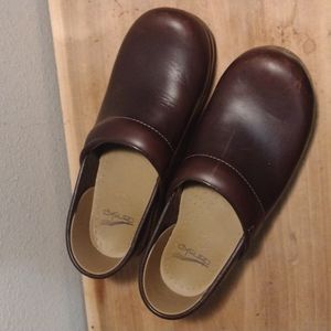 Dansko Clogs. Size 38